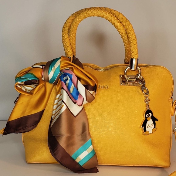 NWOT Liu-Jo Silk Scarf - Picture 1 of 3